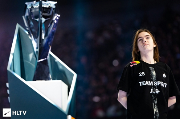 EsportsCharts：LCK决赛T1 vs GEN创造了LCK历史上的观看人数峰值新纪录