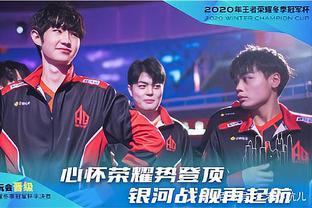 flusha 在与一捆干草相撞后奇迹般地逃过了严重伤害